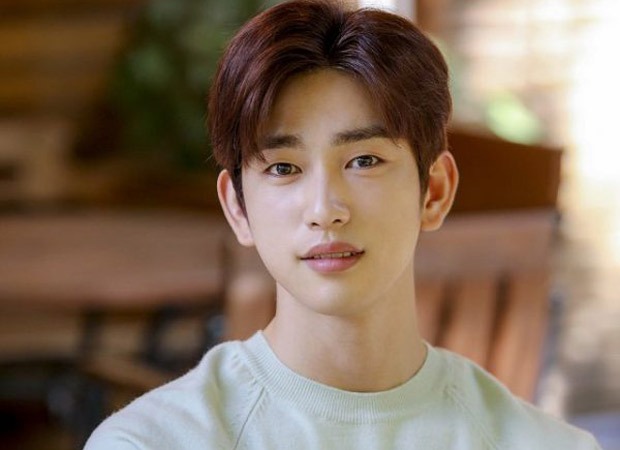 GOT7's Jinyoung Officially Signs with BOT Entertainment 