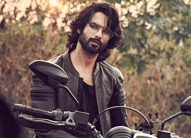 Shahid Kapoor acted as Karna in Rakesh Omprakash Mehra's adaptation of Mahabharata