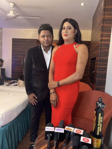 Sushmita Sen Taali is applauded by Actress,Influencer Eliza Benazir supported by Sunny Agarwal