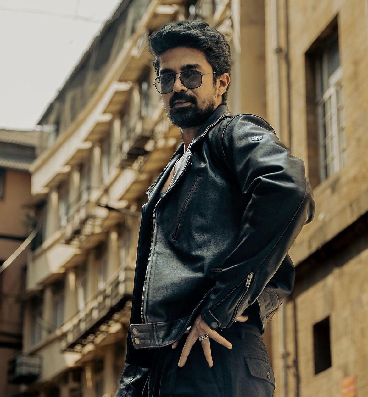 Versatile actor Saqib Saleem knows how to make his fans happy and these reels are proof!