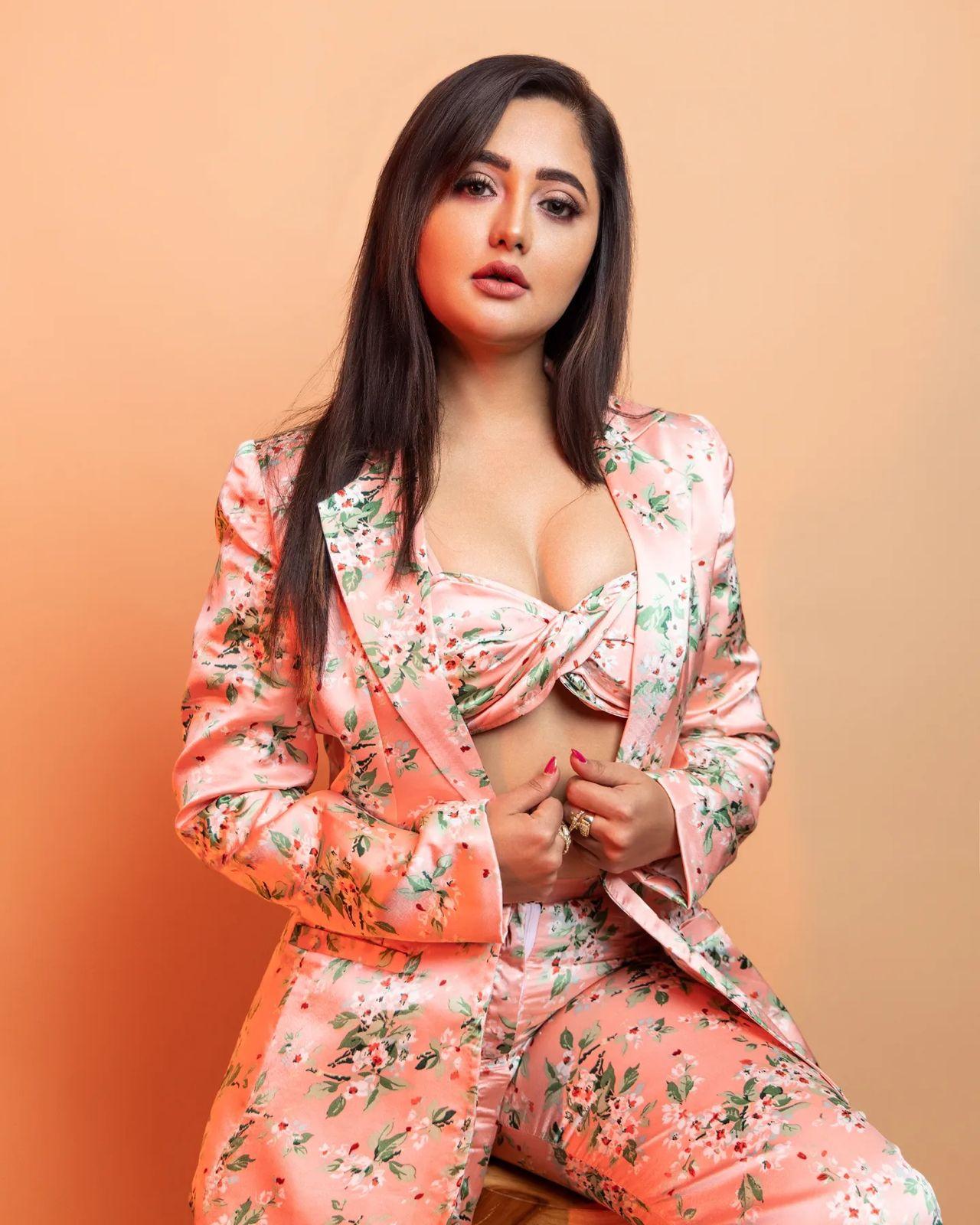 Ahead of Women’s Day 2024, Rashami Desai talks about the importance of never giving up, shares an inspiring story for fans