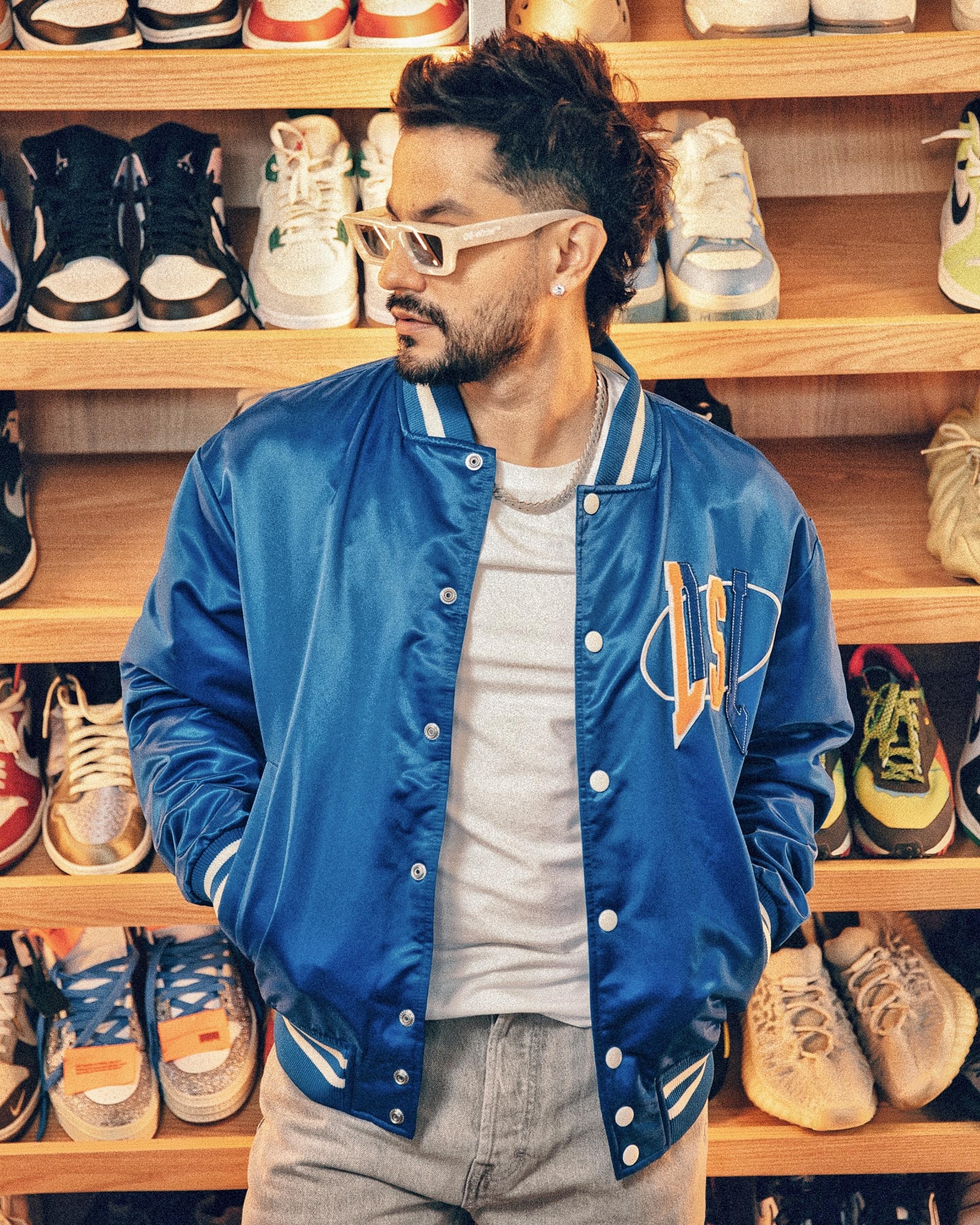 Kunal Kemmu makes his singing-songwriting debut with ‘Hum Yahin’ from his directorial ‘Madgaon Express’, the internet showers love