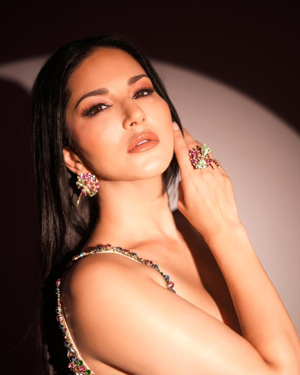Sunny Leone set to unleash her acting prowess to the fullest as a Pan India star with ‘Quotation Gang’