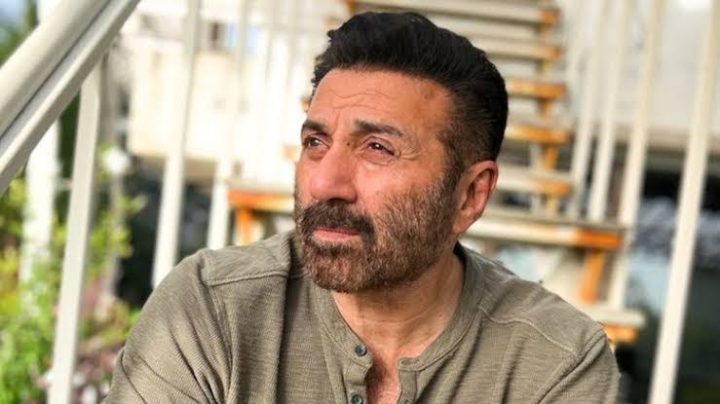 “Make hay while the sun shines.. And have pakoras and chai when it rains!”- Sunny Deol shares a fun rainy day BTS moment from the sets of Border 2