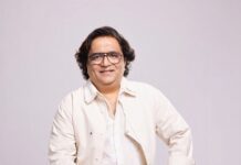 Swanand Kirkire and Sudhir Mishra, reunite after 18 years for Summer of 77