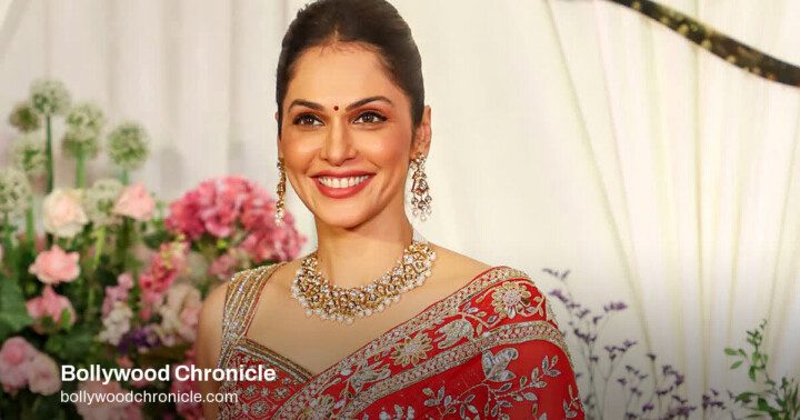 Isha Koppikar Regrets Passing on Dil Chahta Hai Role